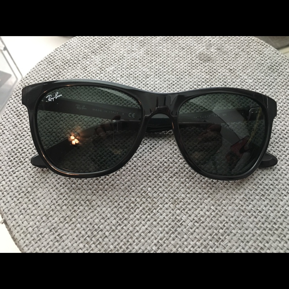 Authentic Ray Ban Sunglasses RB 4181